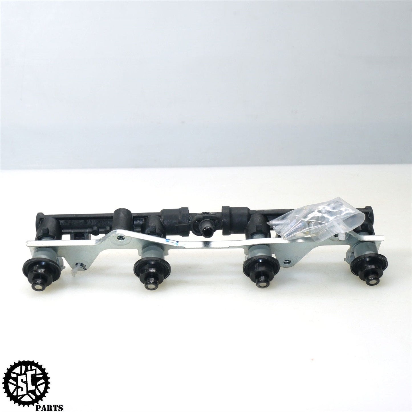 2007-2012 HONDA CBR600RR FUEL INJECTOR RAIL SECONDARY H26