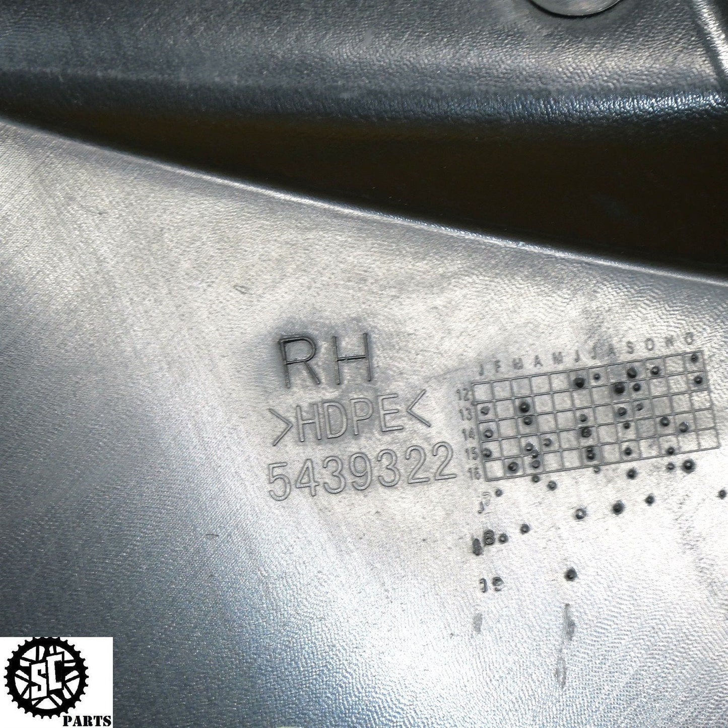 2019 POLARIS SCRAMBLER 850 UPPER RIGHT PANEL COVER FAIRING PLASTIC 5439321