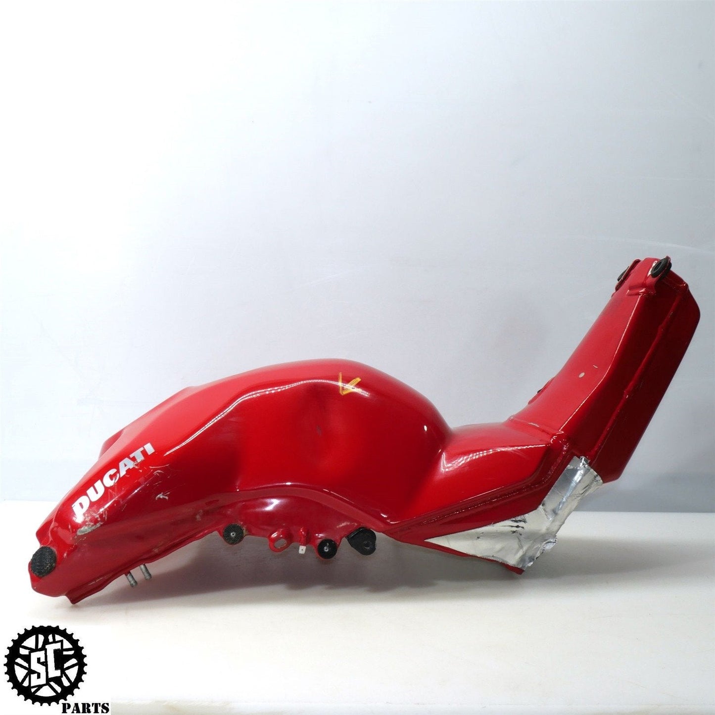 2018-2022 DUCATI PANIGALE V4S GAS TANK ALUMINUM D33