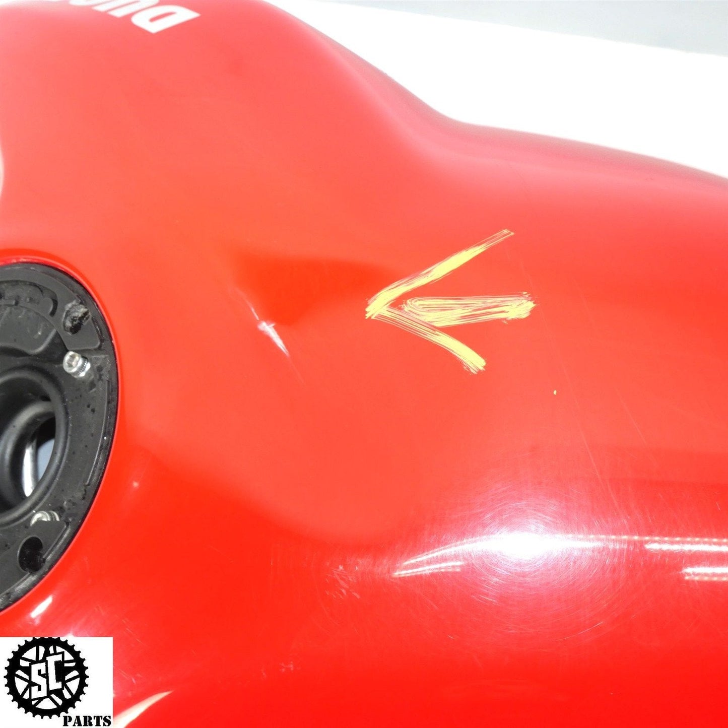2018-2022 DUCATI PANIGALE V4S GAS TANK ALUMINUM D33