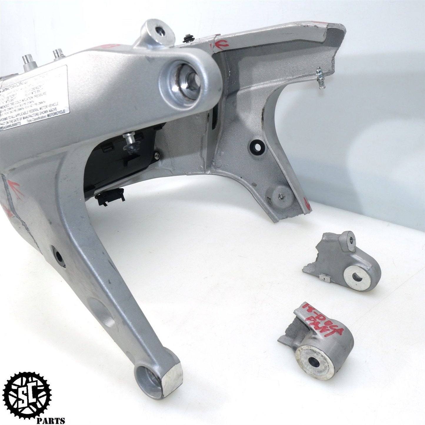 2018-2022 DUCATI PANIGALE V4S MAIN FRAME CHASSIS *S* D33