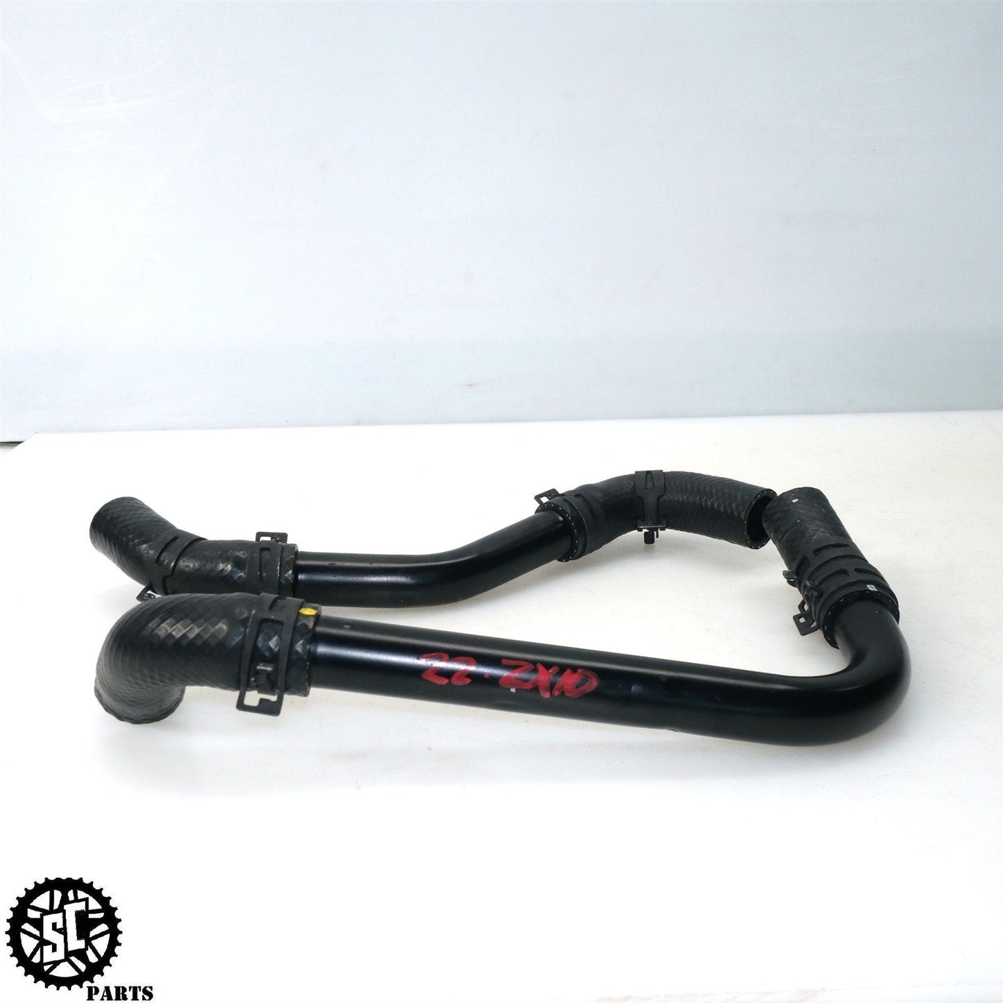 21-23 2022 KAWASAKI NINJA ZX10R RADIATOR COOLANT LINE PIPE K72