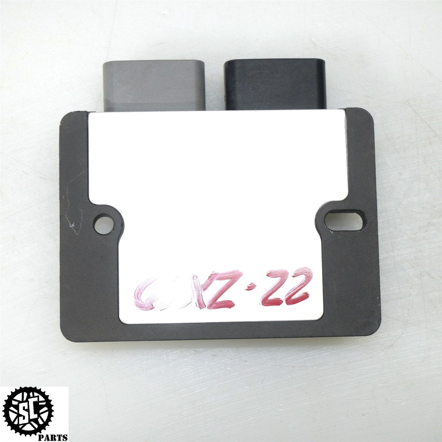 21-23 2022 KAWASAKI NINJA ZX10R RECTIFIER VOLTAGE REGULATOR 21066-0748 K72