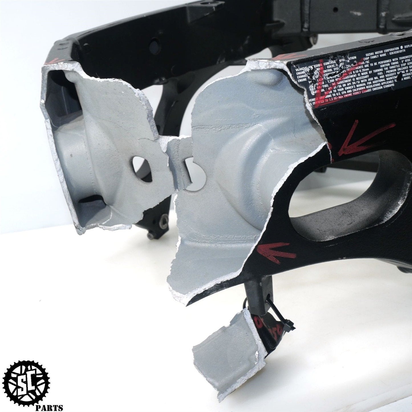 06 07 SUZUKI GSXR 600 750 MAIN FRAME CHASSIS *C* S01