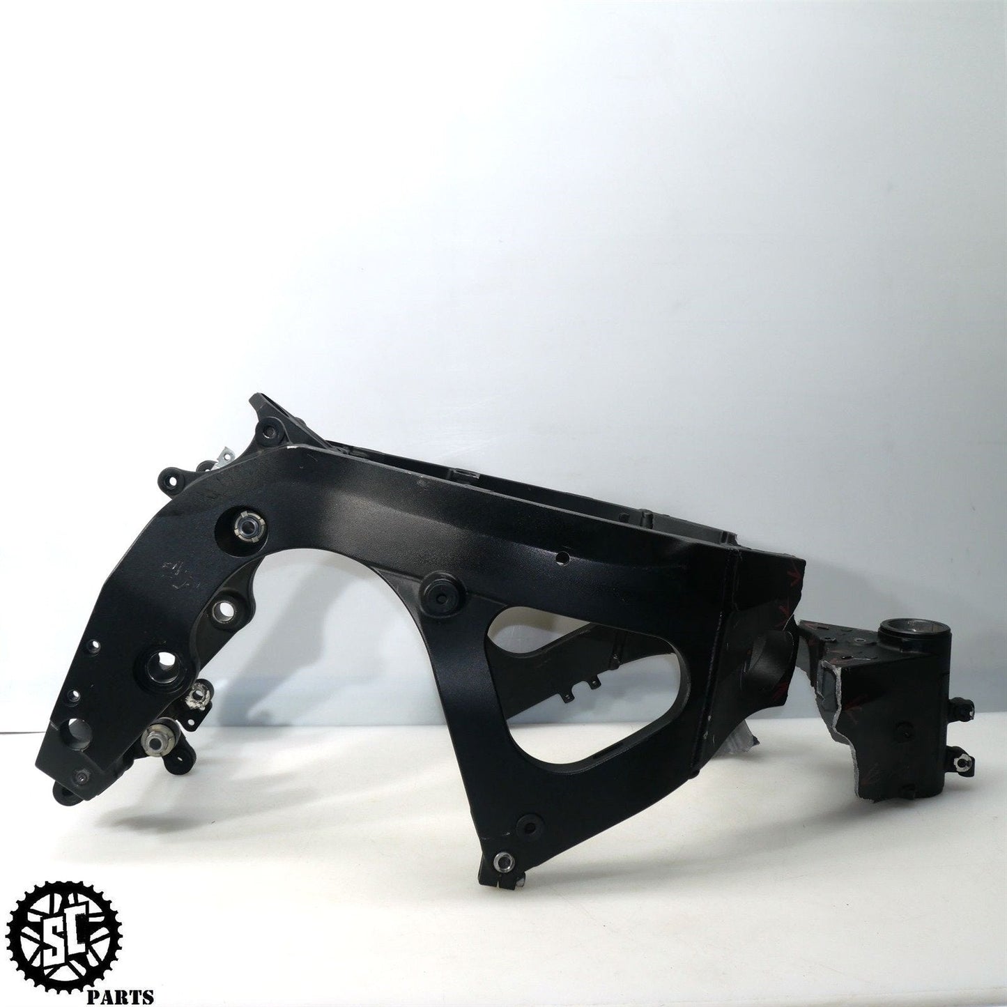 06 07 SUZUKI GSXR 600 750 MAIN FRAME CHASSIS *C* S01