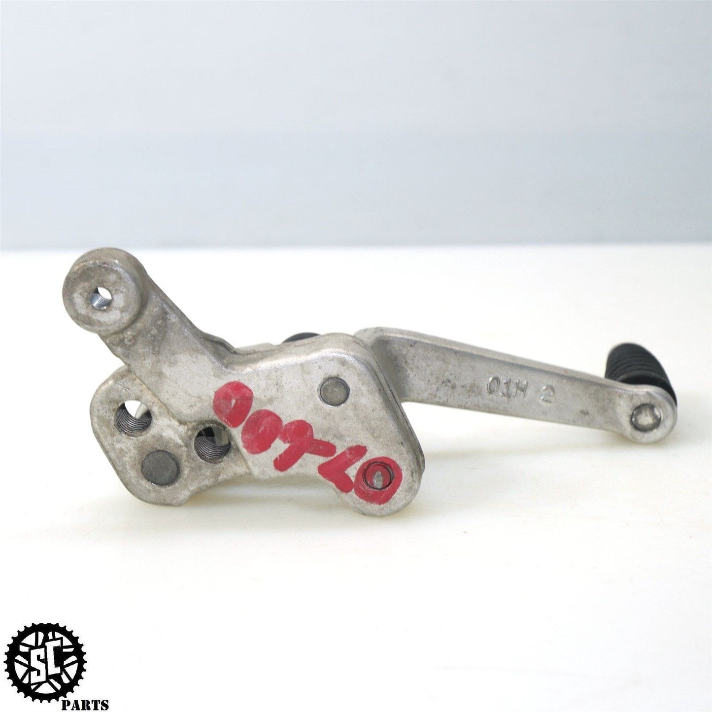 06 07 SUZUKI GSXR 600 LEFT REARSET FOOT PEG GEAR SHIFTER PEDAL S70