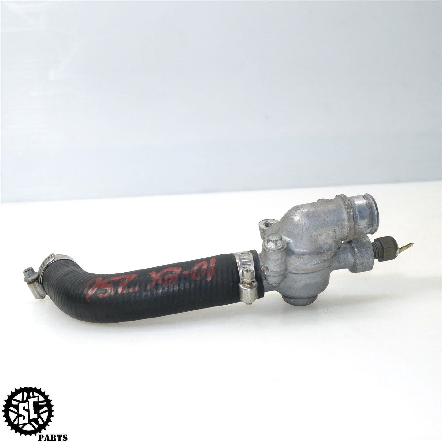 2008-2012 KAWASAKI NINJA 250 EX250 THERMOSTAT HOUSING RADIATOR HOSE K42