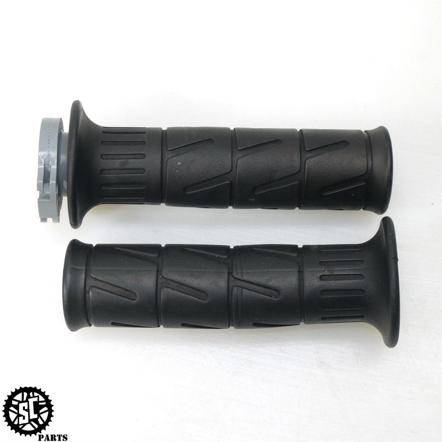 2008-2012 KAWASAKI NINJA 250 EX250 THROTTLE TUBE HANDLEBAR GRIP K42