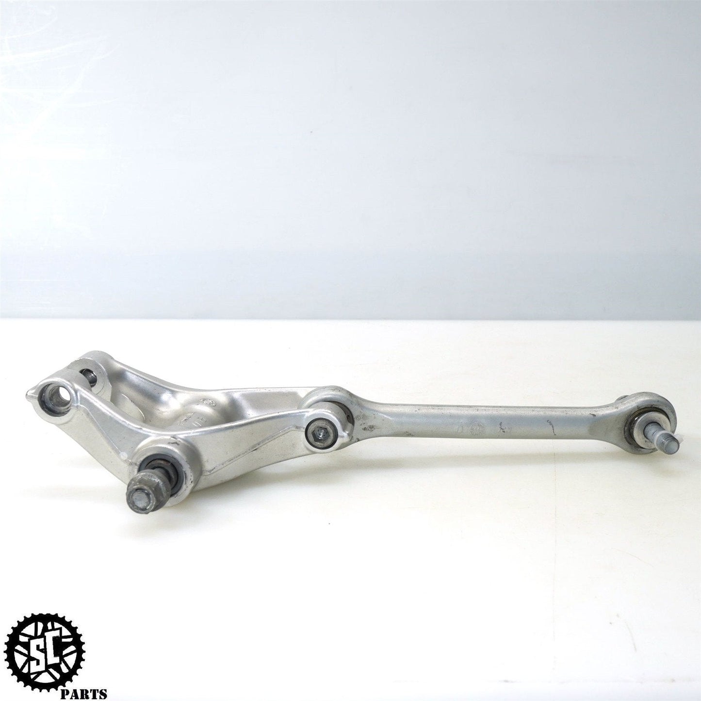 2007-2012 DUCATI 848 EVO REAR SHOCK LINKAGE SUSPENSION LINKAGE KNUCKLE D3