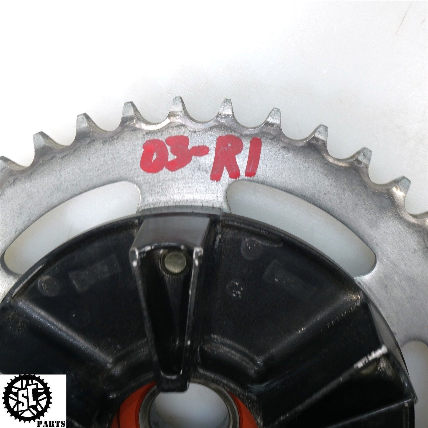 2002 2003 YAMAHA YZF R1 REAR SPROCKET HUB Y35