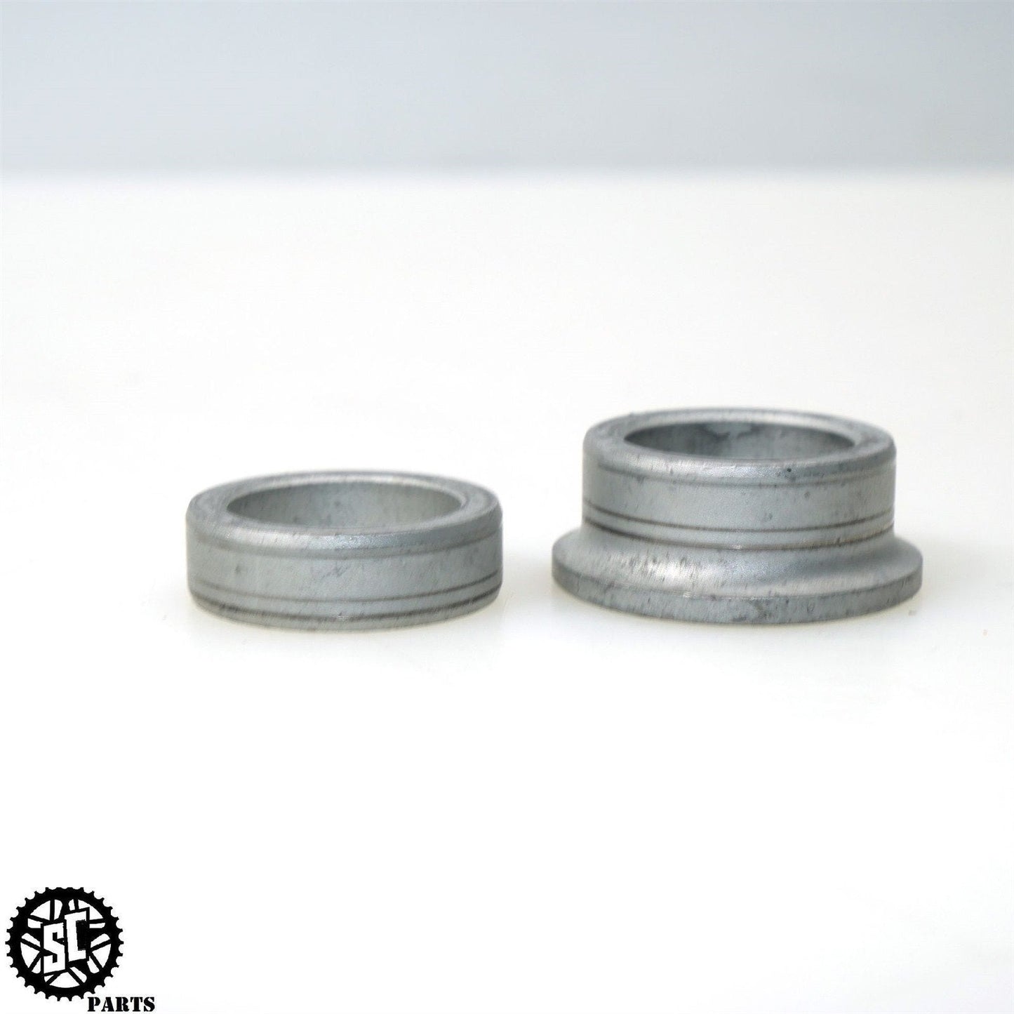 2005 2006 HONDA CBR600RR FRONT WHEEL AXLE SPACER H04