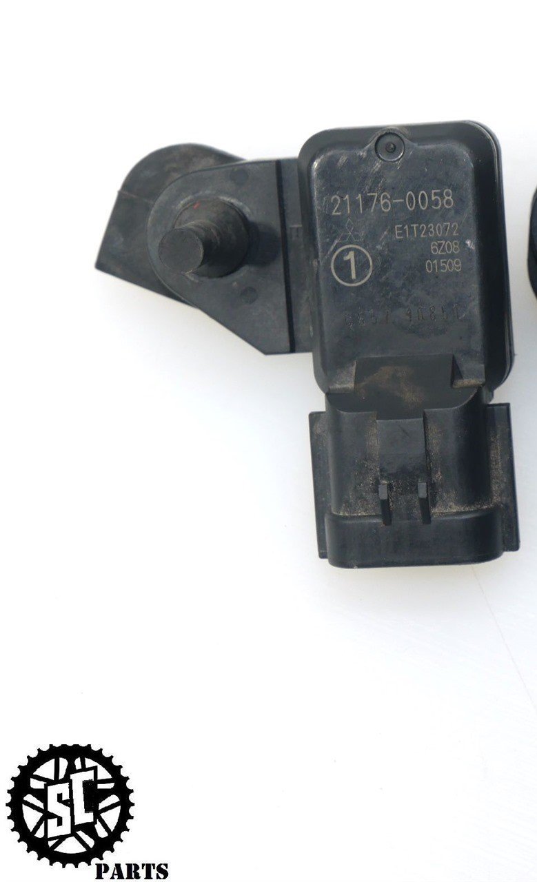 06-07 2007 KAWASAKI NINJA ZX10R MAP AIR FLOW PRESSURE SENSOR 21176-0058 K64