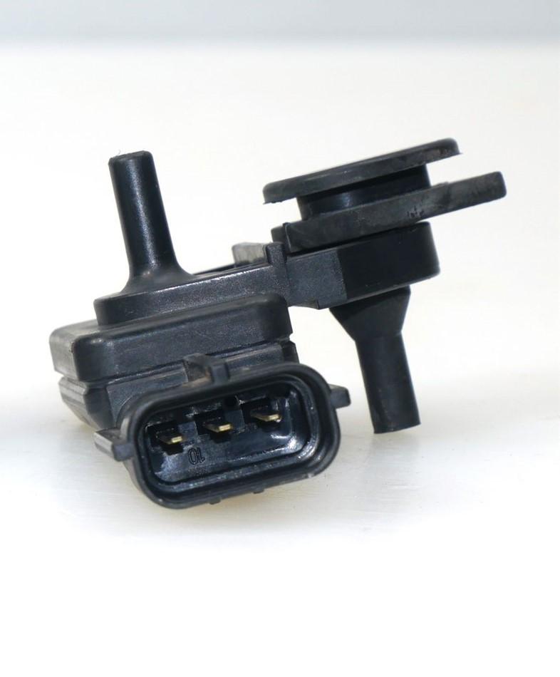 06-07 2007 KAWASAKI NINJA ZX10R MAP AIR FLOW PRESSURE SENSOR 21176-0058 K64