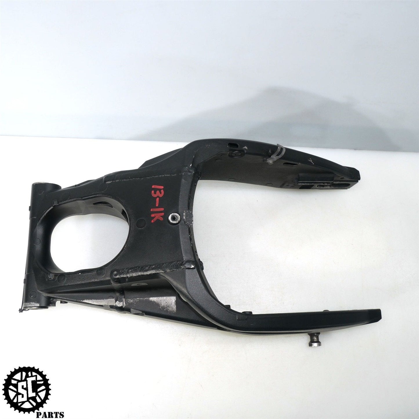 2013 09-16 SUZUKI GSXR 1000 REAR SWINGARM S58