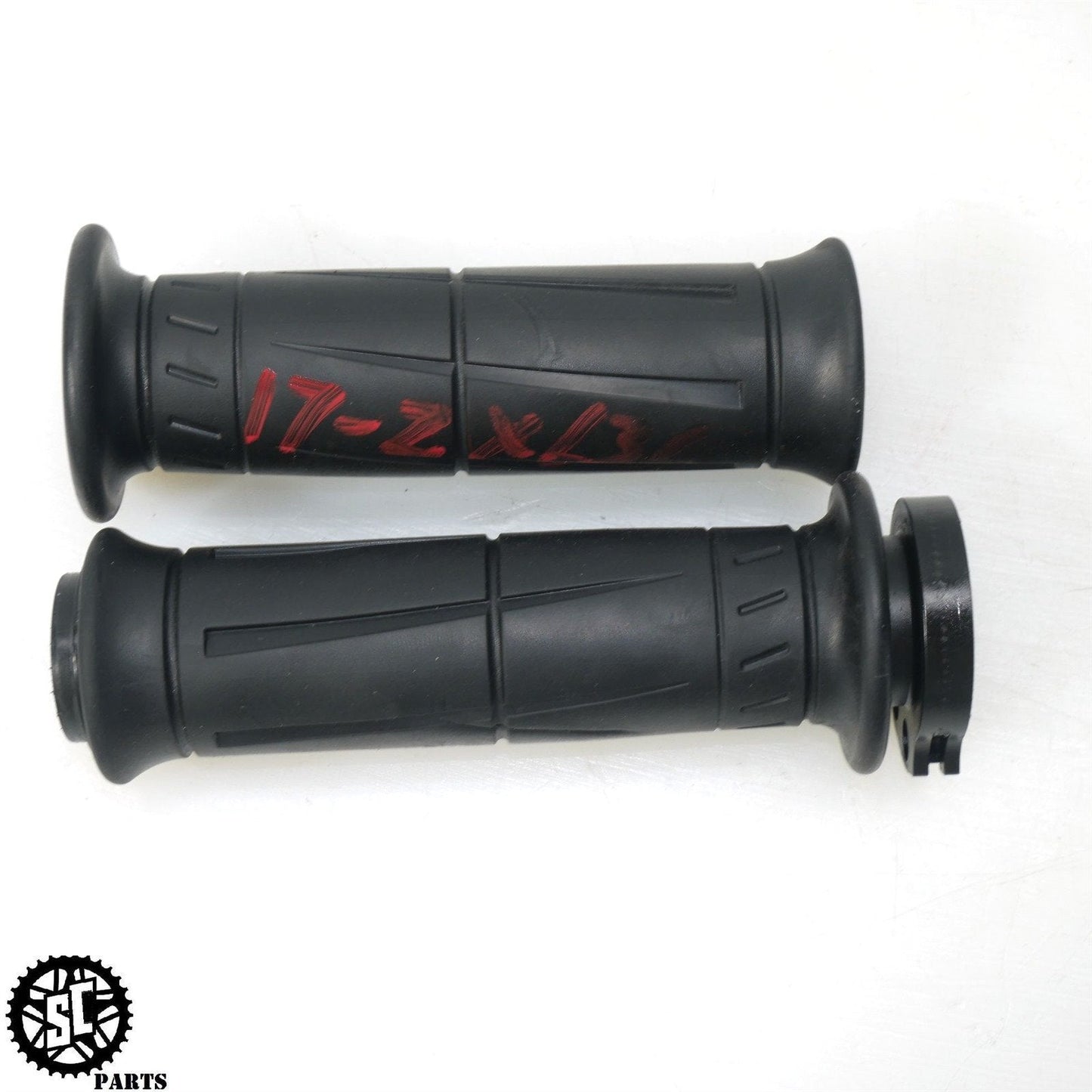 2013-2018 KAWASAKI NINJA ZX6R 636 THROTTLE TUBE HANDLEBAR GRIP K16