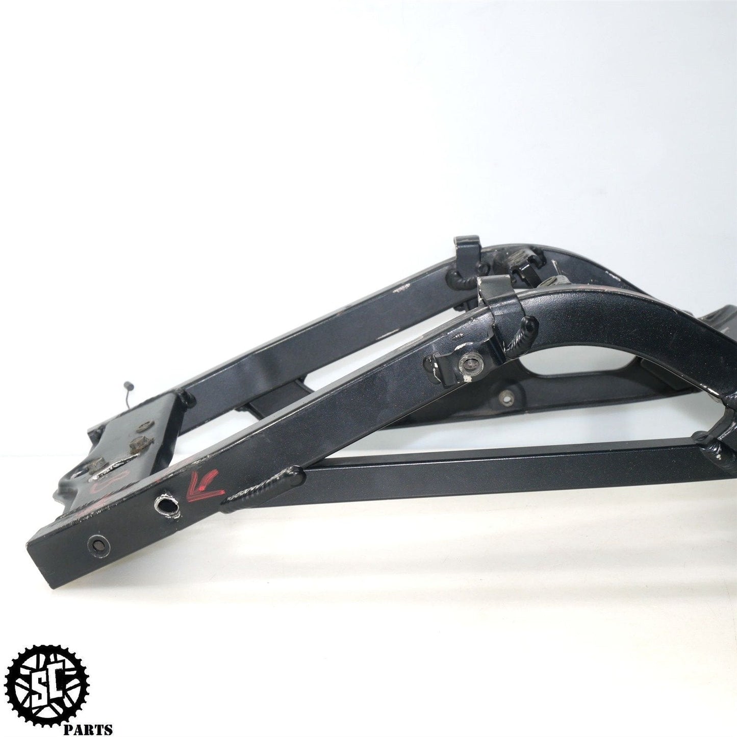 2000-2001 KAWASAKI NINJA ZX12R REAR SUBFRAME TAIL SB 32160-1778-8F K29