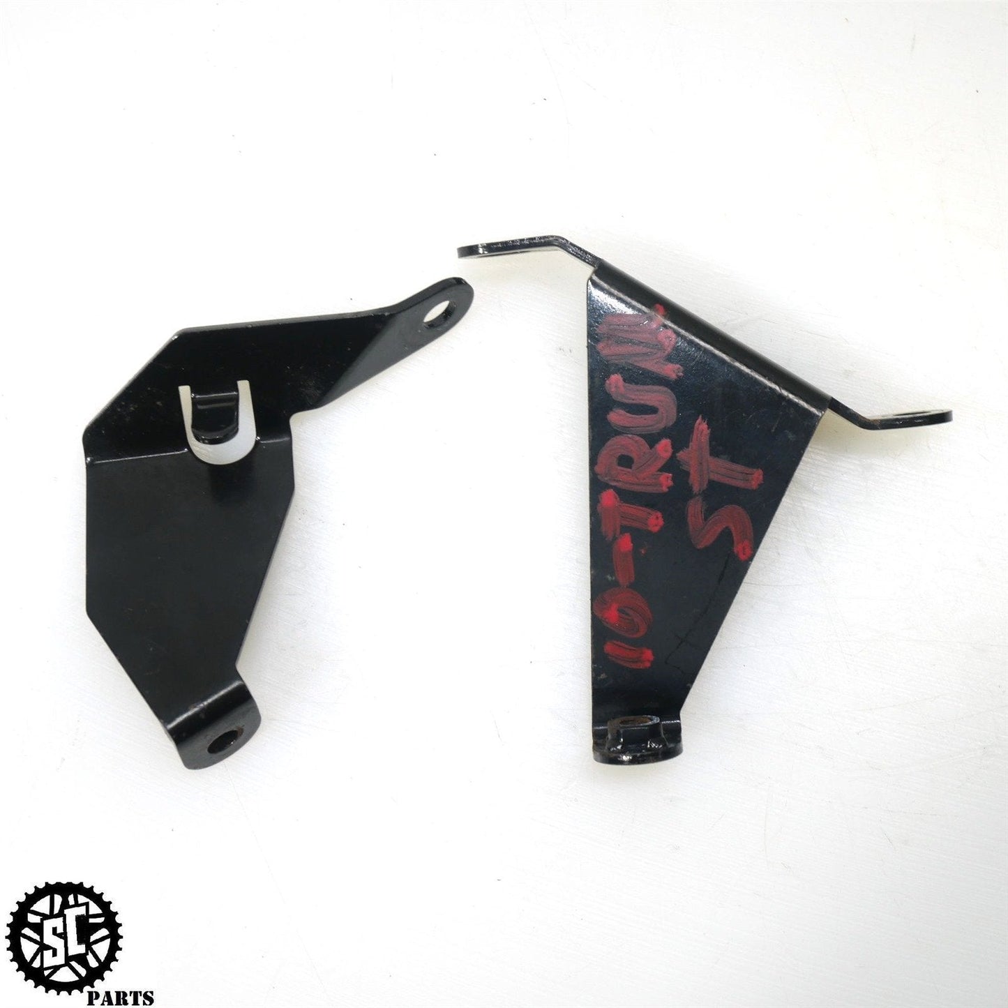 2007-2012 TRIUMPH STREET TRIPLE 675 LEFT RIGHT SIDE FAIRING MOUNT BRACKET T40