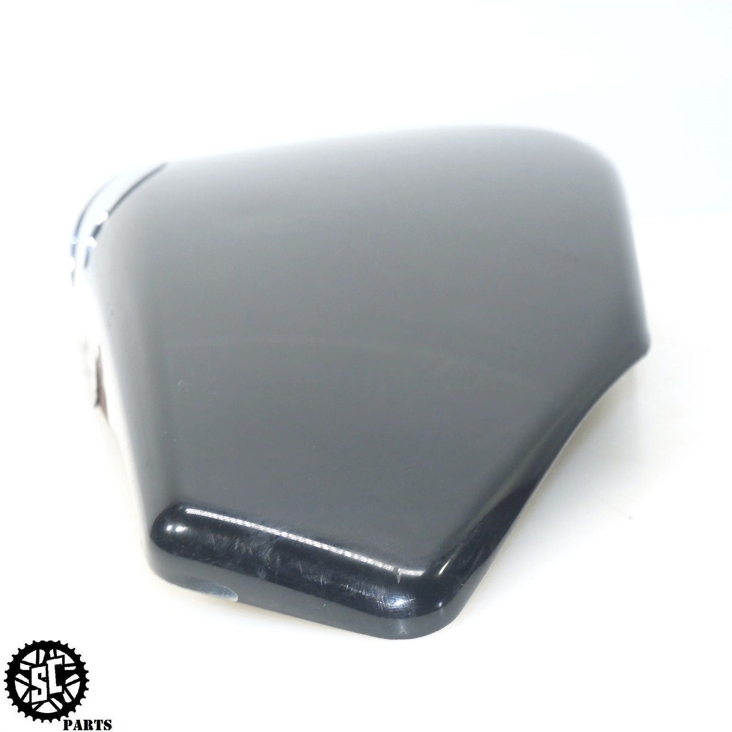 2010 HARLEY XL1200 SPORTSTER 1200 OIL TANK SIDE FAIRING FRAME COVER HD17