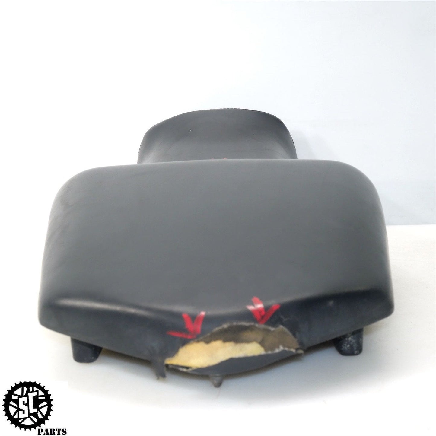 2000 DUCATI 900SS SUPERSPORT SEAT D03