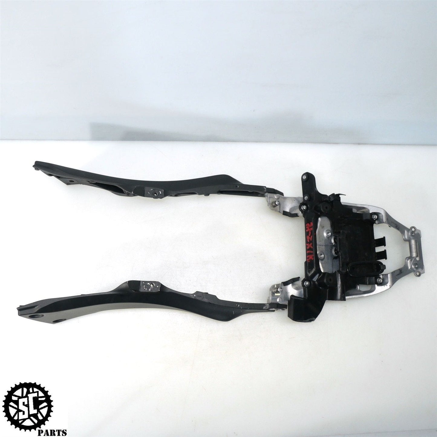 2021 KAWASAKI NINJA ZX10R REAR SUBFRAME BACK SUB FRAME K36