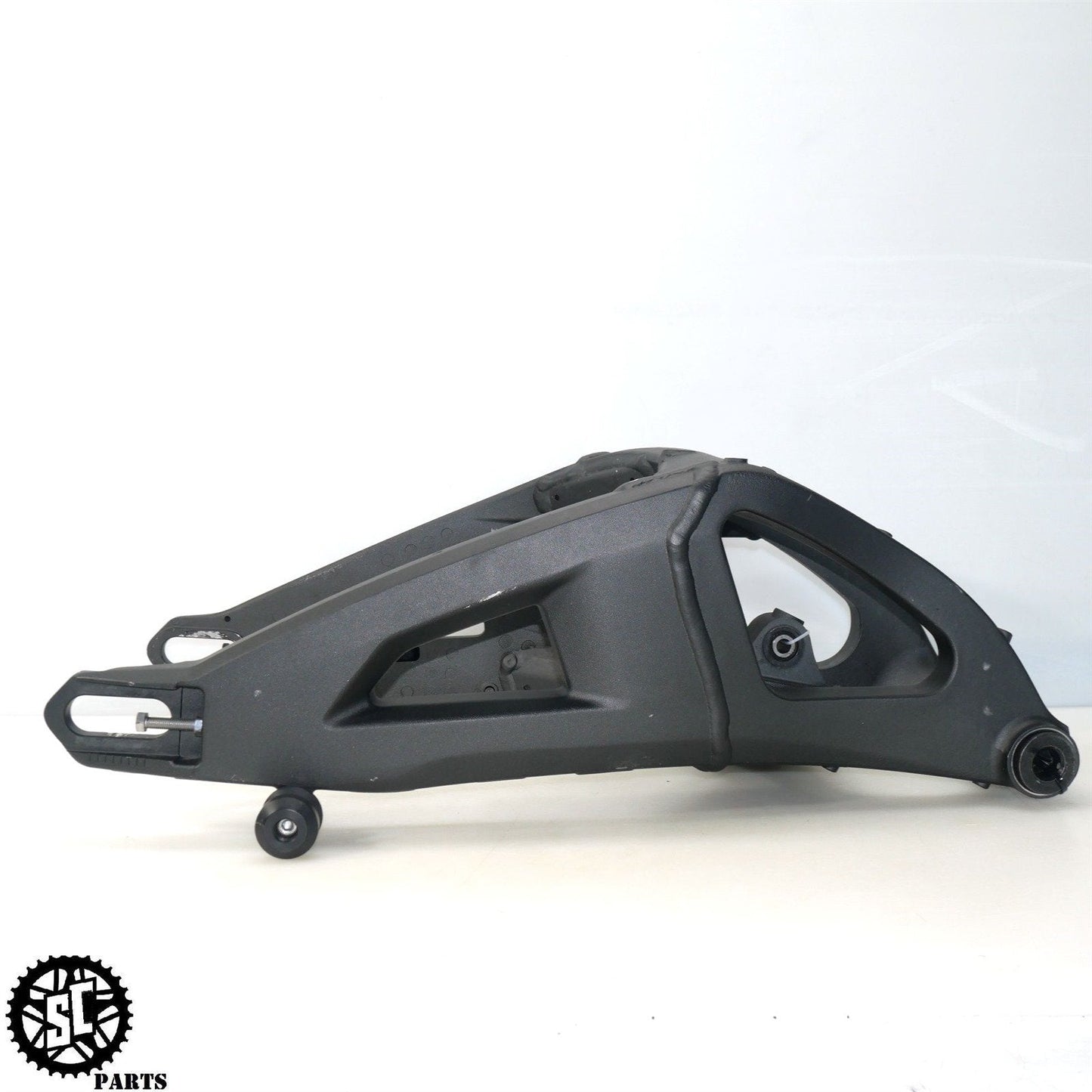 2021 KAWASAKI NINJA ZX10R REAR SWINGARM K36