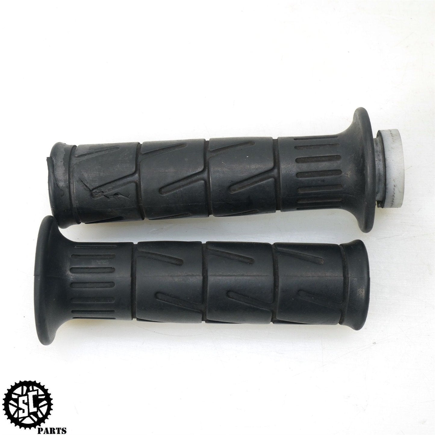 2000-2005 KAWASAKI NINJA ZX12R HANDLEBAR GRIP THROTTLE TUBE K60
