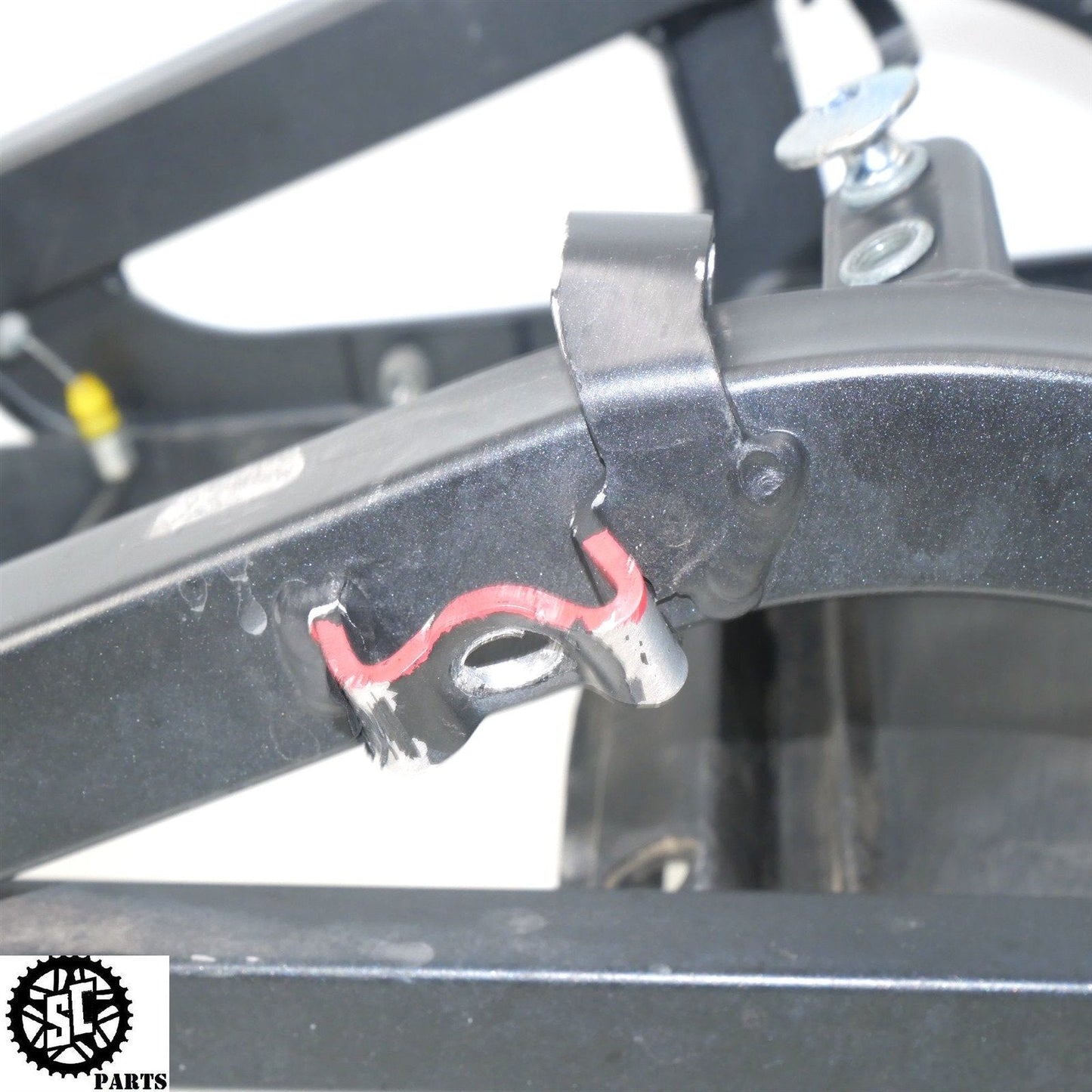 2002-2005 KAWASAKI NINJA ZX12R REAR SUBFRAME BATTERY TRAY K60