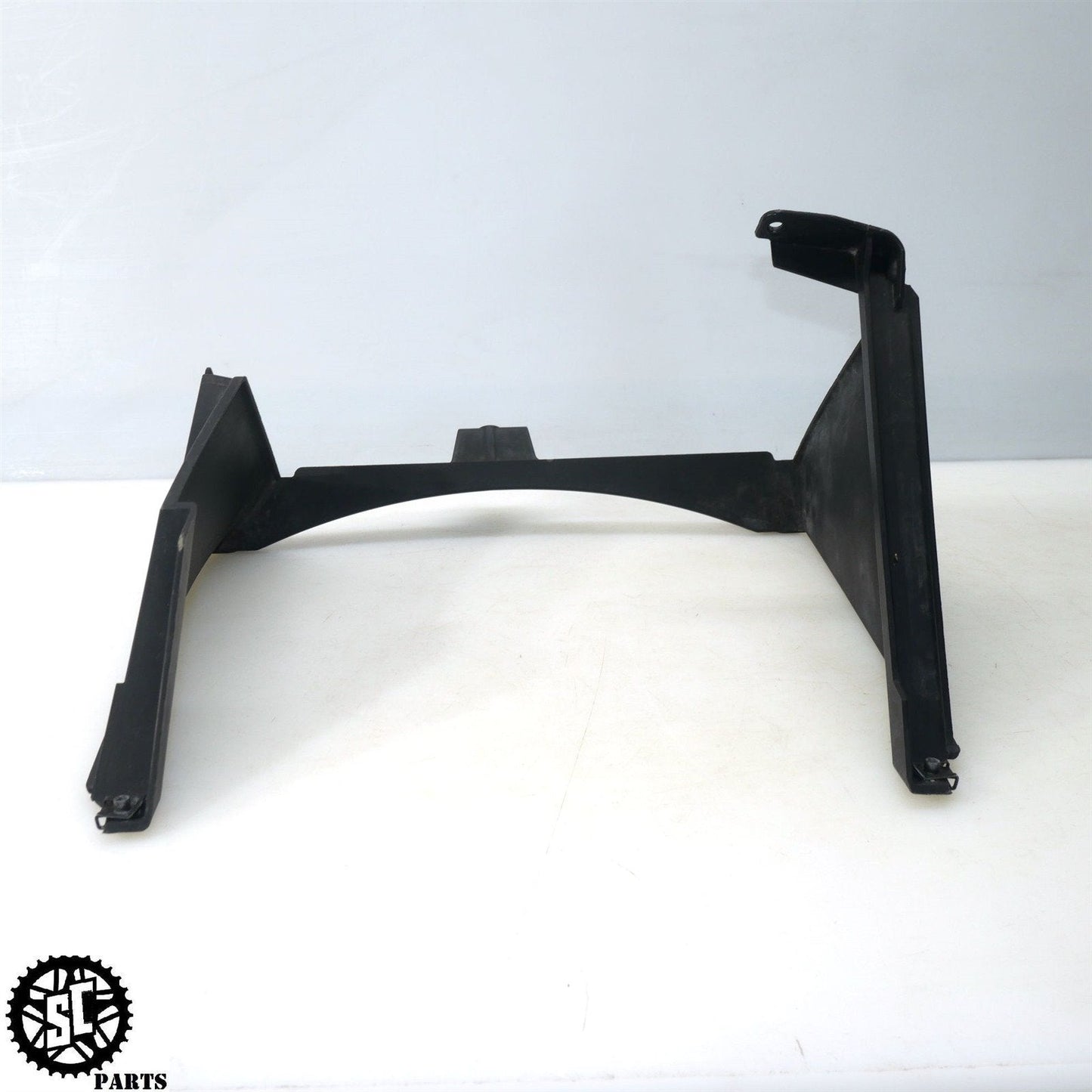 06-12 BMW F800ST RADIATOR AIR DUCT INNER FAIRING TRIM B18