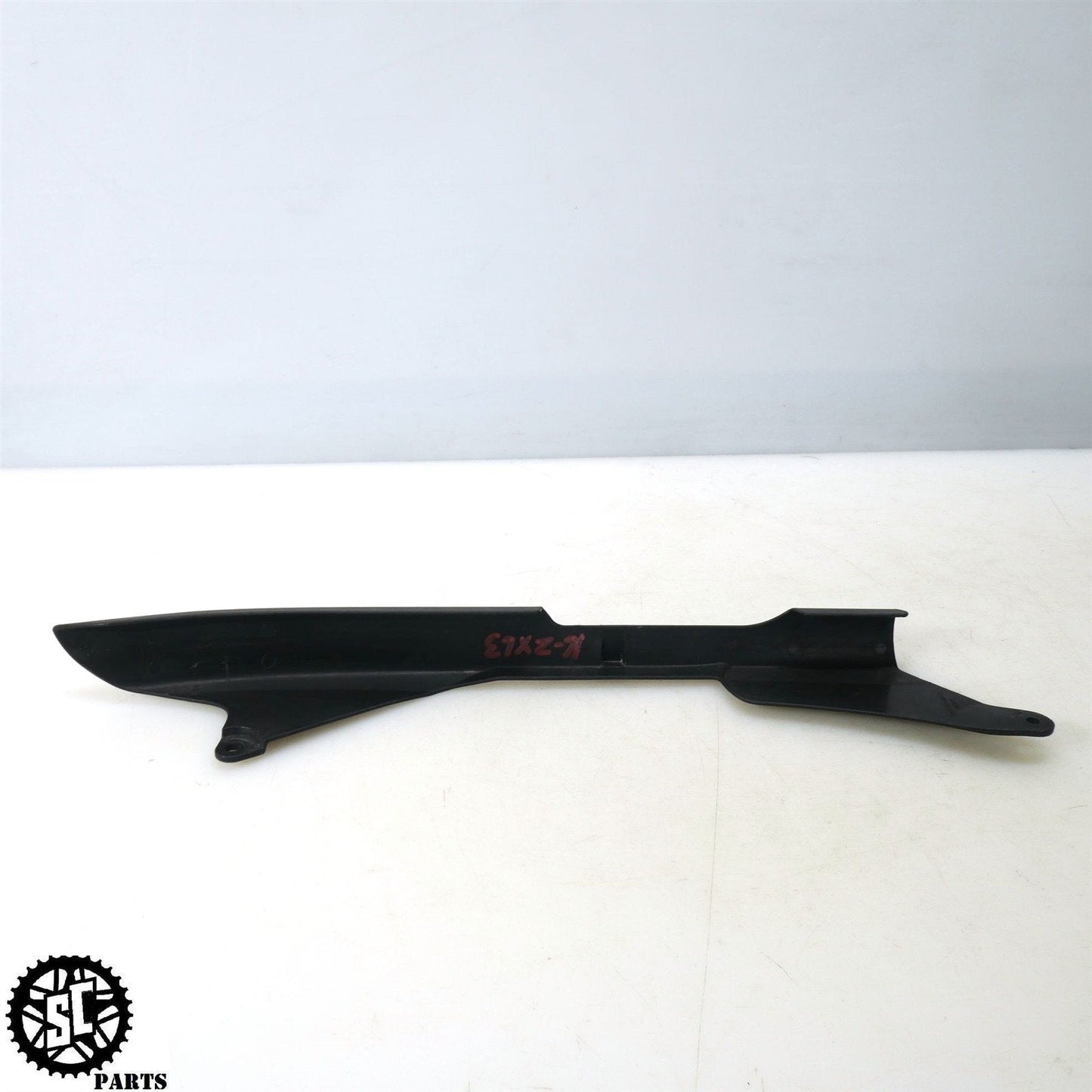 13-18 KAWASAKI NINJA ZX6R CHAIN GUARD REAR CHAIN COVER SHIELD K59