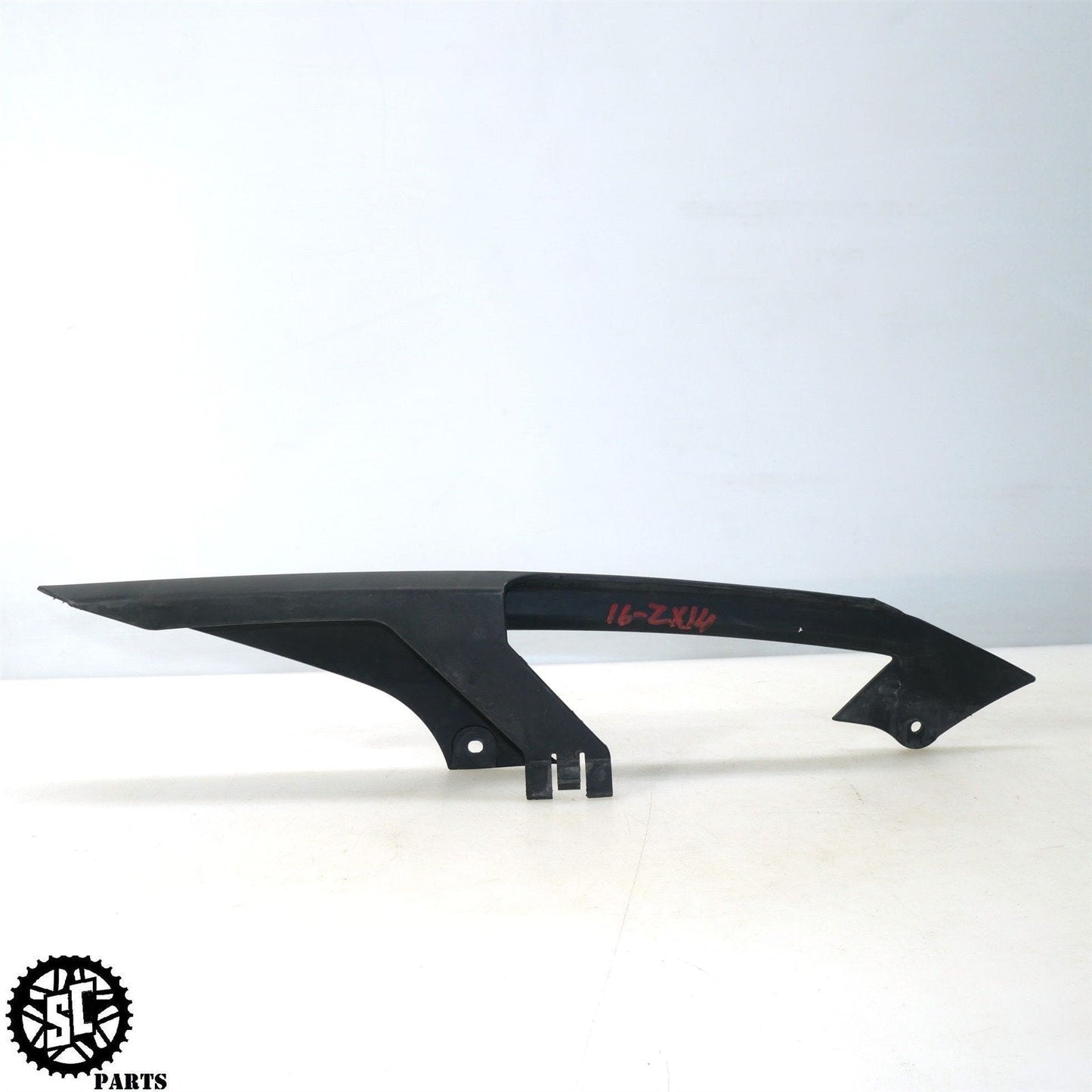 12-22 KAWASAKI NINJA ZX14R CHAIN GUARD K68