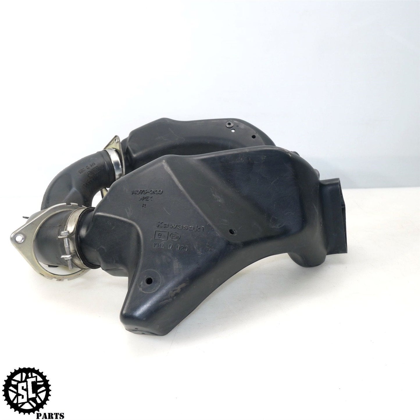 12-22 KAWASAKI NINJA ZX14R LEFT RIGHT RAM AIR TUBE DUCT K68