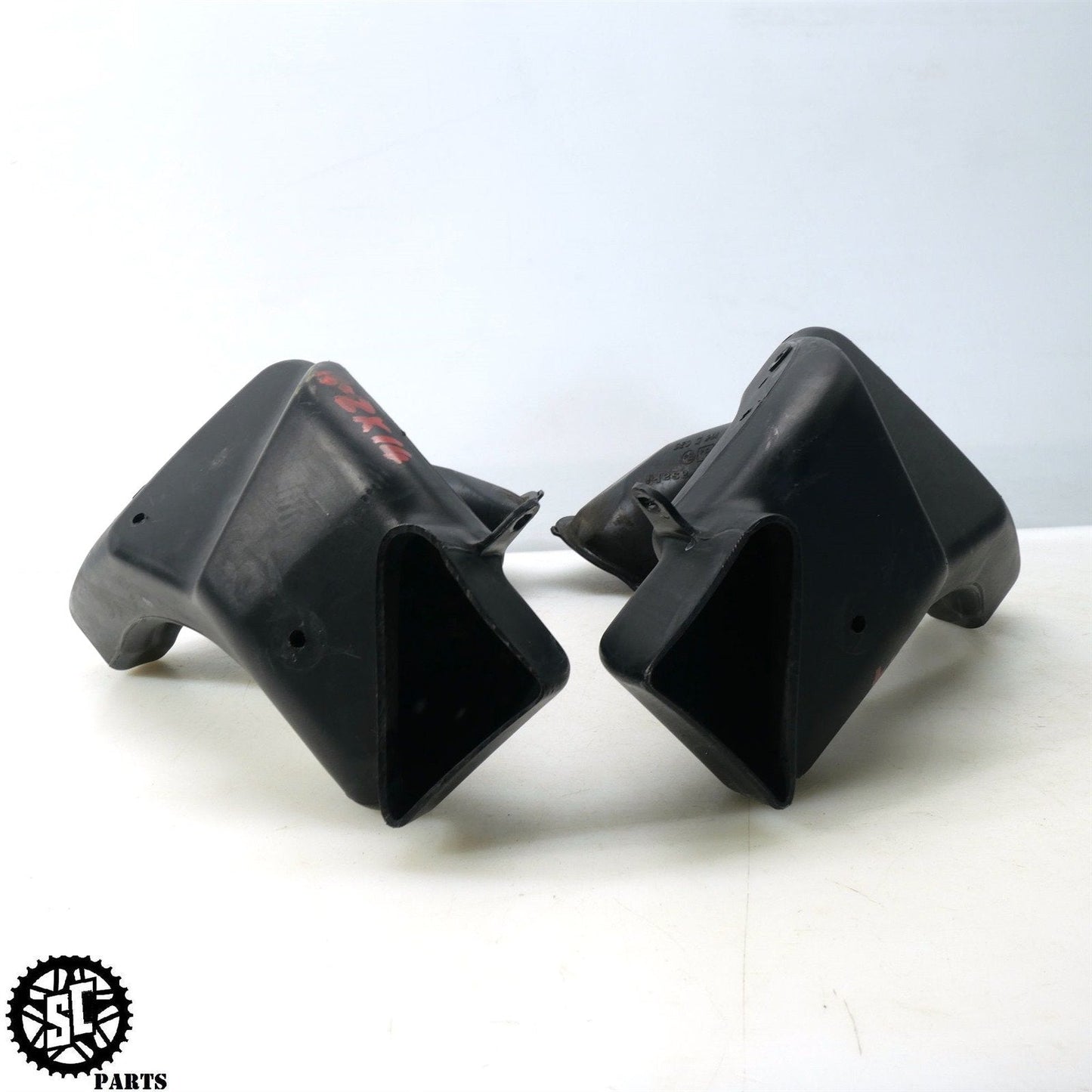 12-22 KAWASAKI NINJA ZX14R LEFT RIGHT RAM AIR TUBE DUCT K68