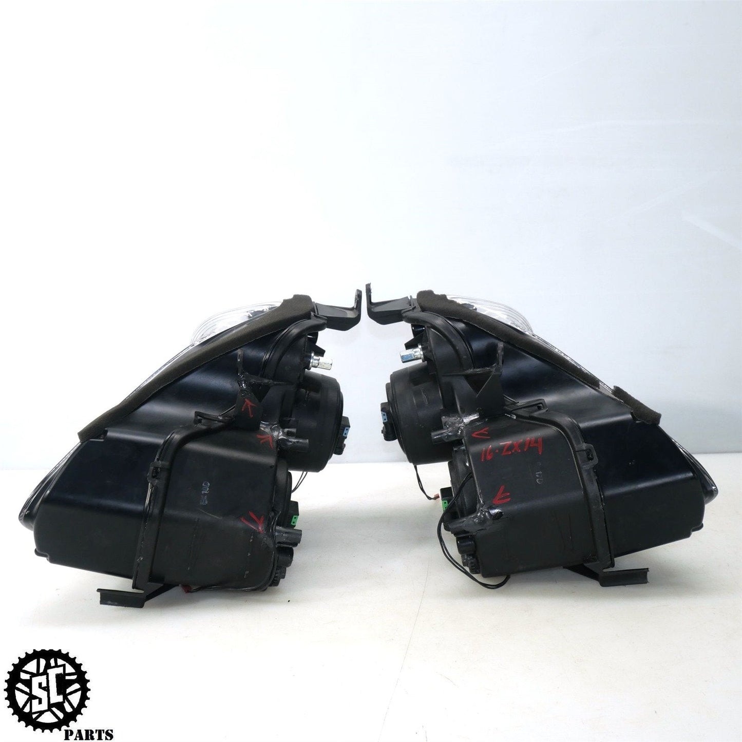 2016 KAWASAKI NINJA ZX14R FRONT HEADLIGHT HALO LED K46