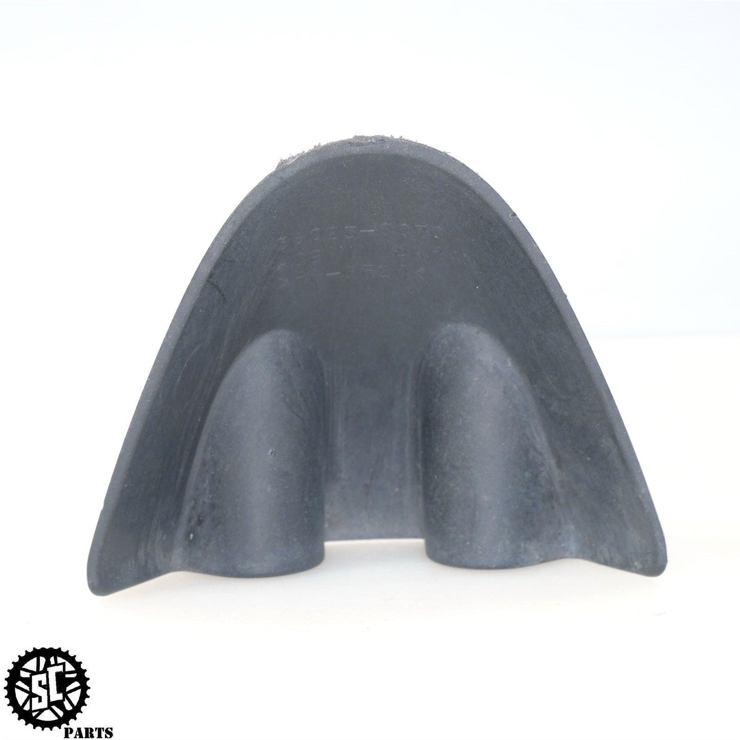 06 07 KAWASAKI NINJA ZX10R REAR FENDER TIRE HUGGER K44