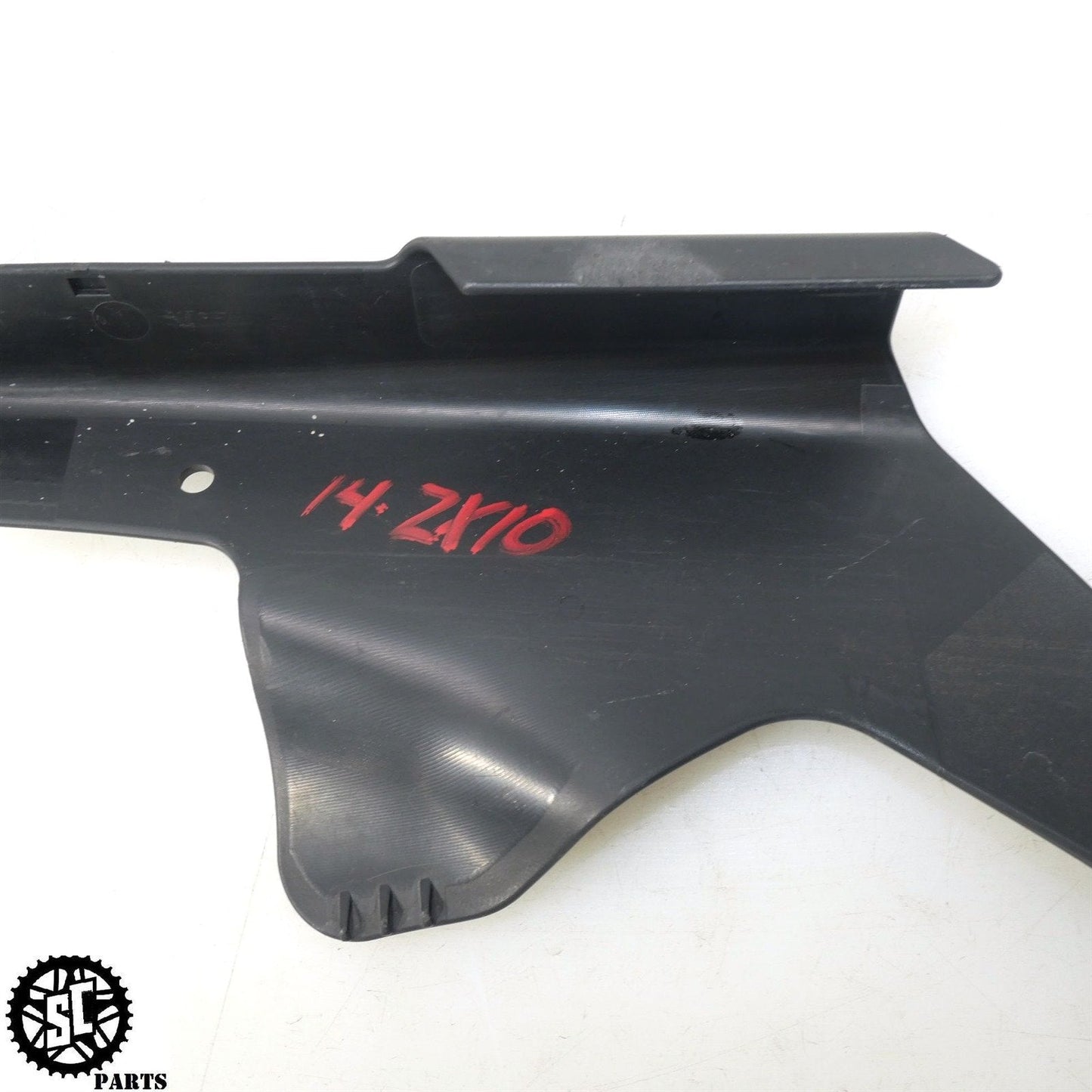 11-15 KAWASAKI NINJA ZX10R CHAIN GUARD K03