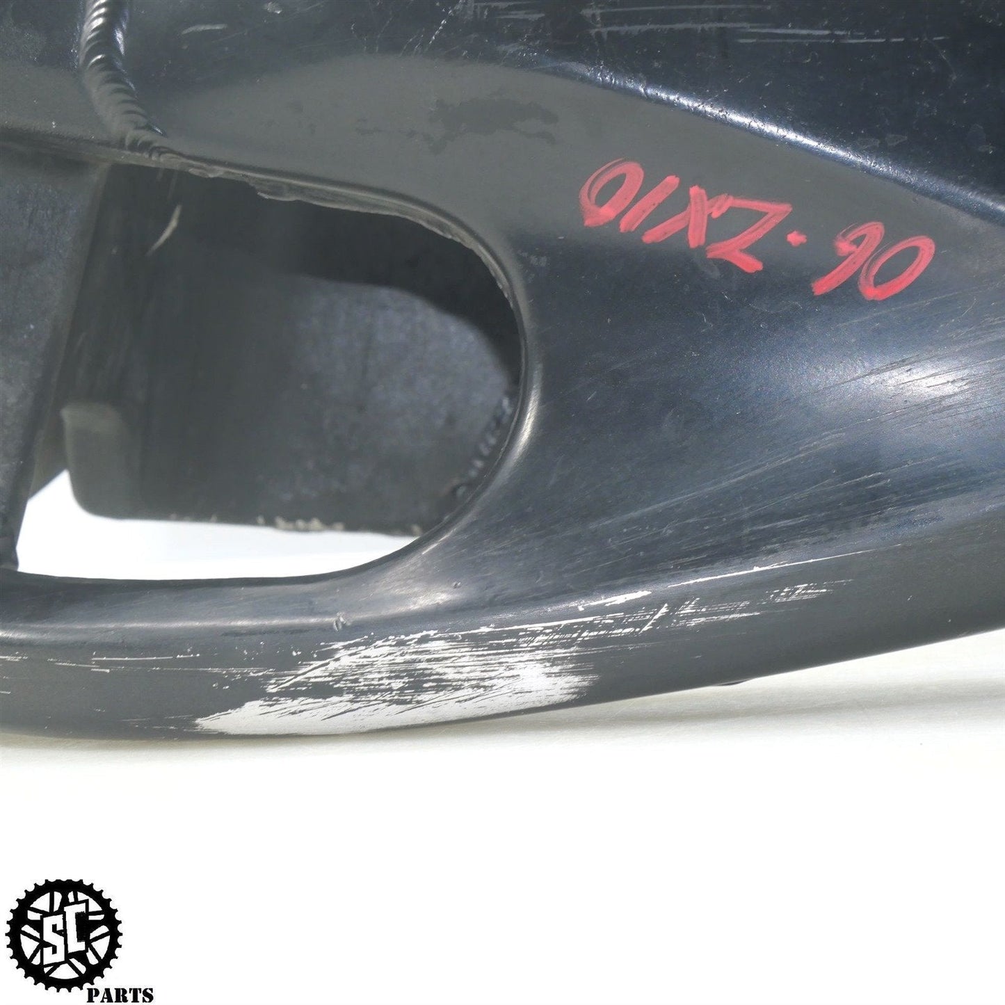 06 07 KAWASAKI NINJA ZX10R SWINGARM K65