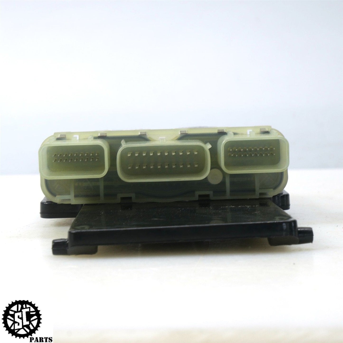 21-23 2023 INDIAN ROADMASTER ASM VCM VEHICLE CONTROL MODULE HD27