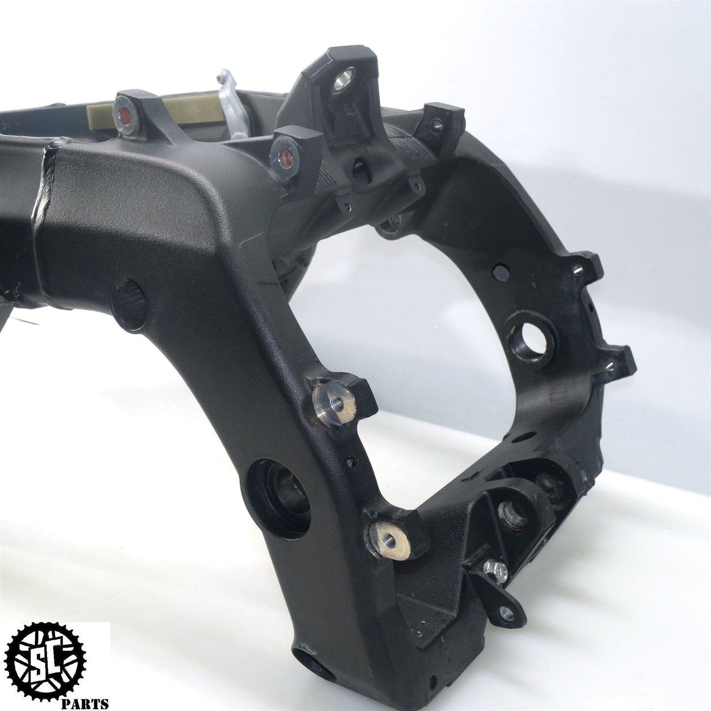 08-16 YAMAHA YZF R6 FRAME CHASSIS *NR* Y32