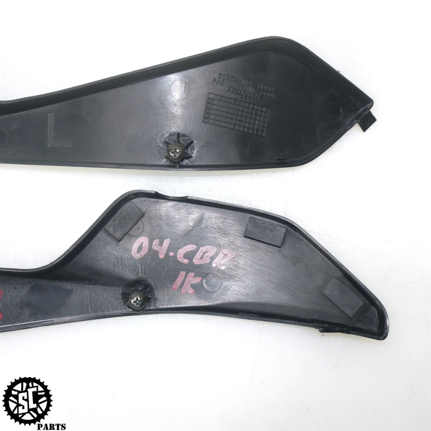 2004 HONDA CBR1000RR GAS TANK FAIRING COVER H24