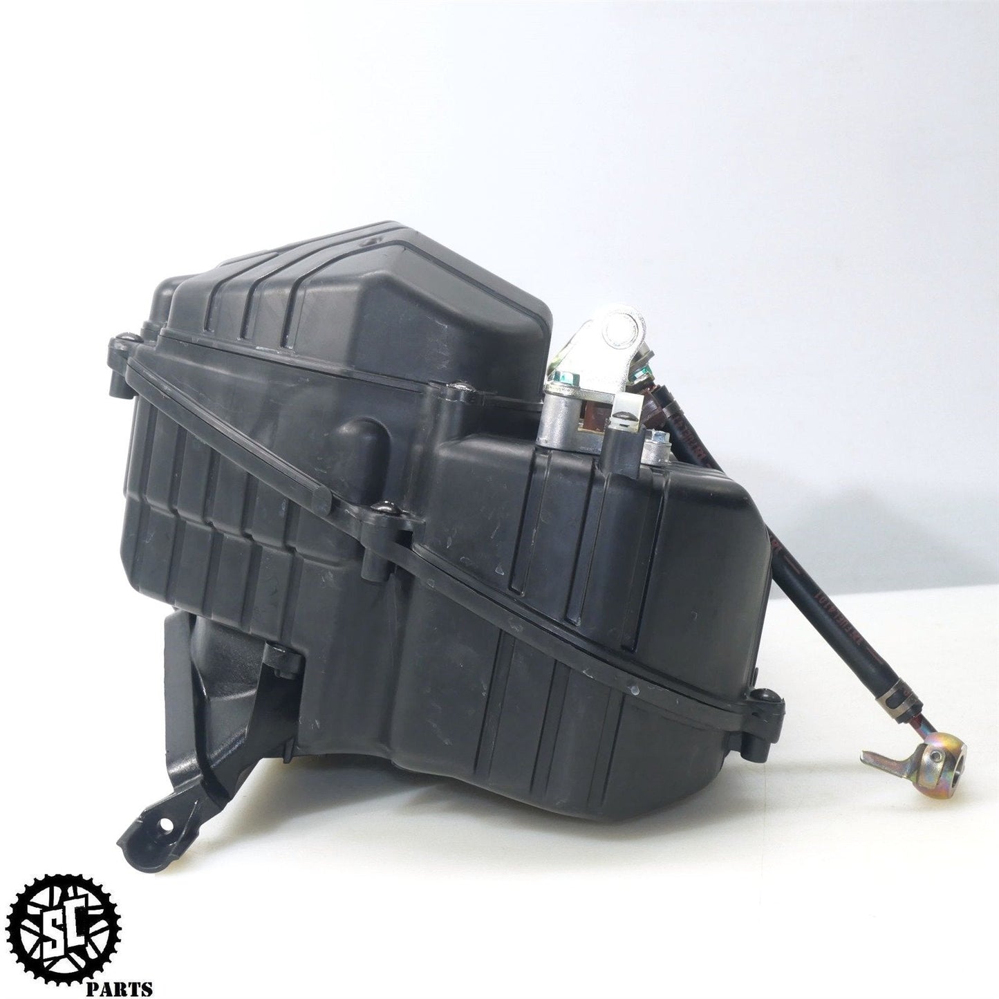 2004 HONDA CBR1000RR AIR BOX TOP FUEL INJECTOR H24