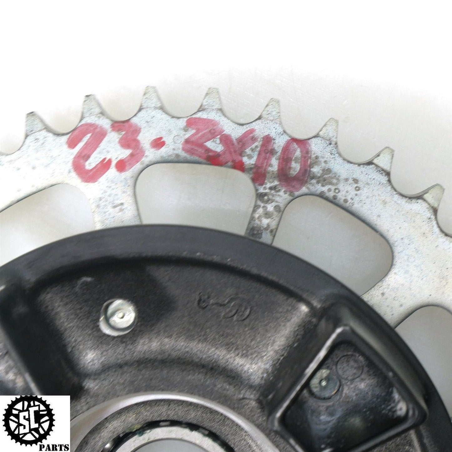 21-23 KAWASAKI NINJA ZX10R REAR SPROCKET WHEEL HUB K04