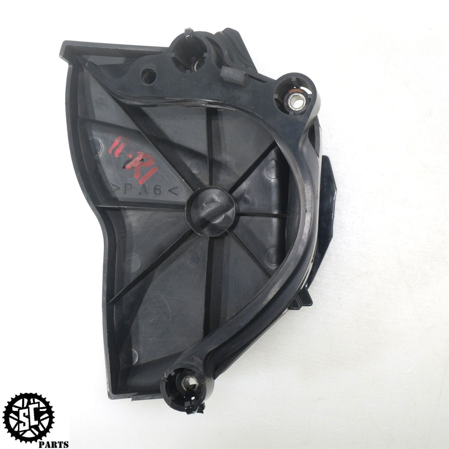 2011 YAMAHA YZF R1 FRONT SPROCKET COVER Y35