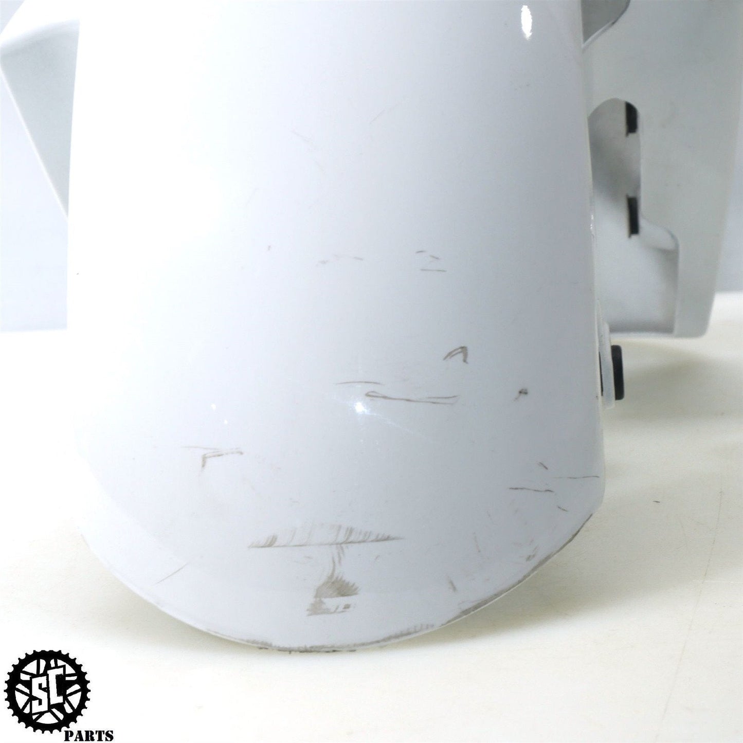 2011 YAMAHA YZF R1 FRONT FENDER Y35