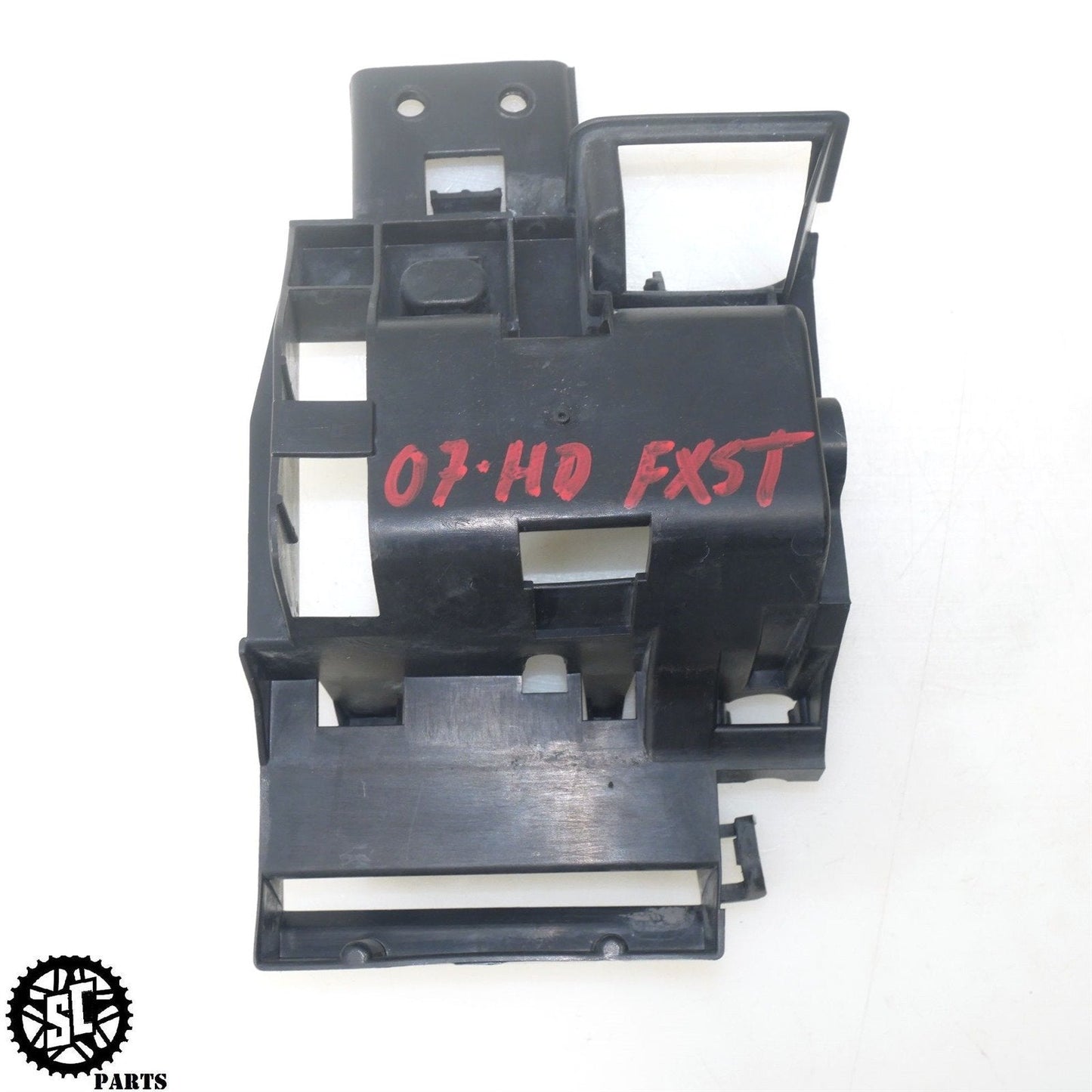 2007 HARLEY-DAVIDSON SOFTAIL FXST ELECTRICAL BRACKET BATTERY TRAY HD53