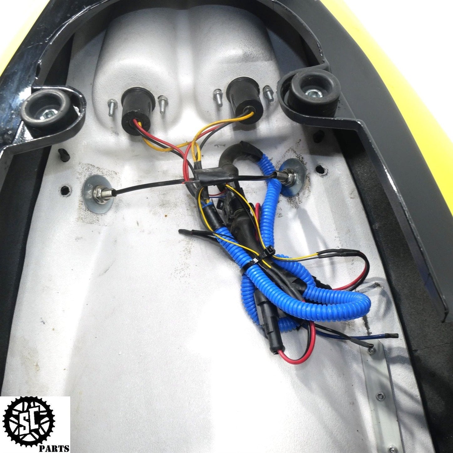 2003 SUZUKI GSXR 750 TAIL FAIRING HOT BODIES UNDERTAIL S09