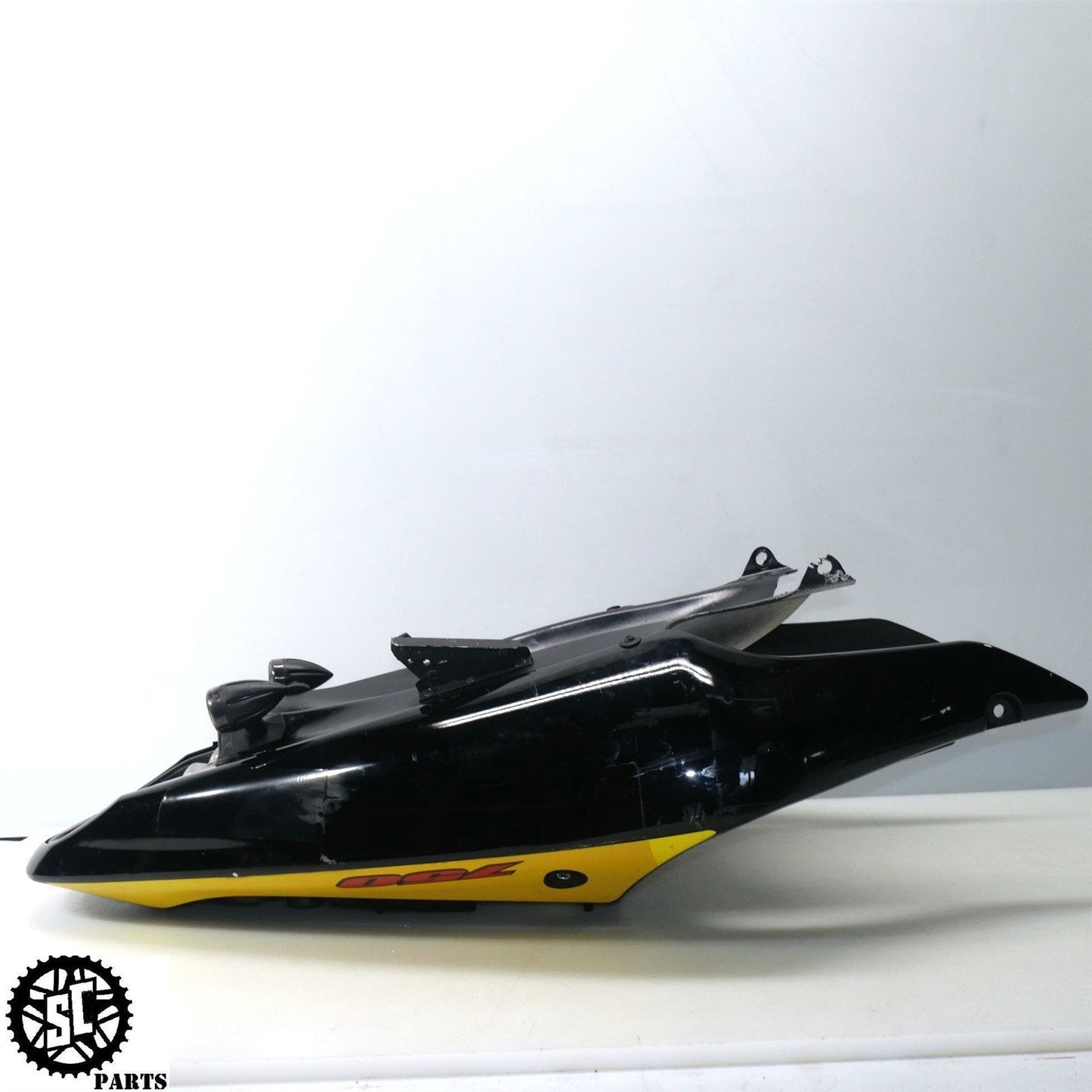 2003 SUZUKI GSXR 750 TAIL FAIRING HOT BODIES UNDERTAIL S09