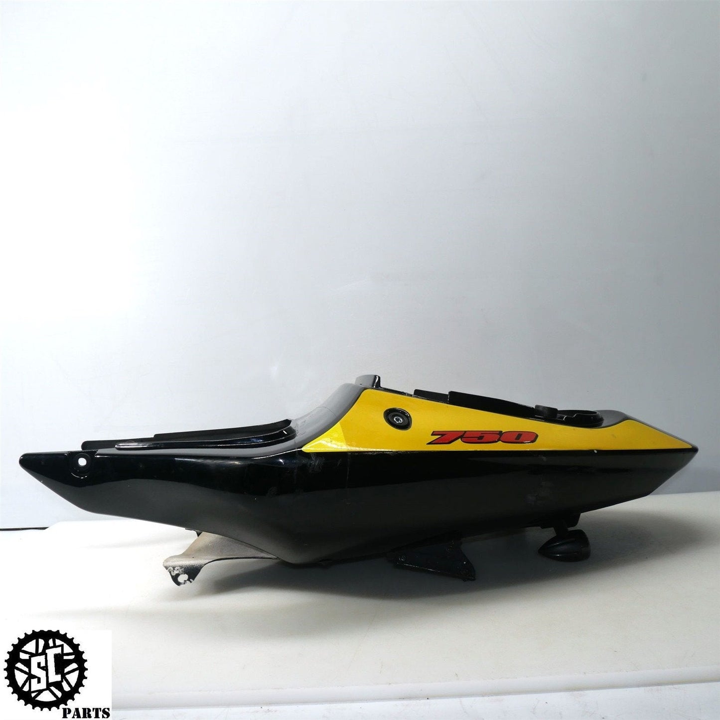 2003 SUZUKI GSXR 750 TAIL FAIRING HOT BODIES UNDERTAIL S09
