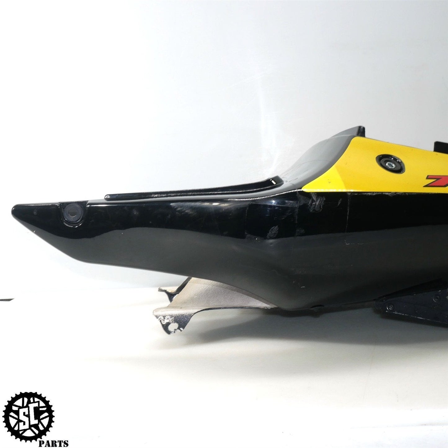 2003 SUZUKI GSXR 750 TAIL FAIRING HOT BODIES UNDERTAIL S09