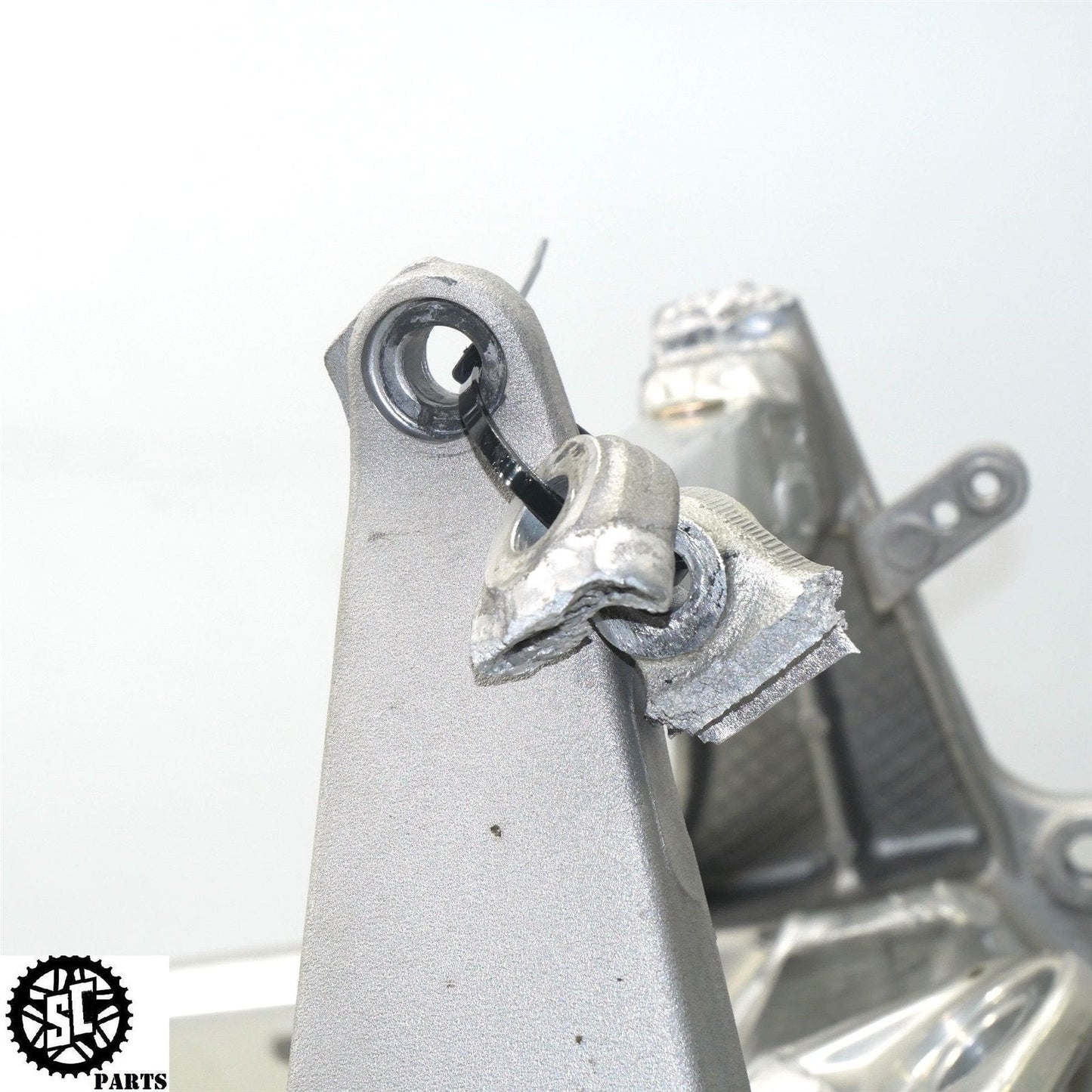 2003 SUZUKI GSXR 750 FRAME CHASSIS *S* S09