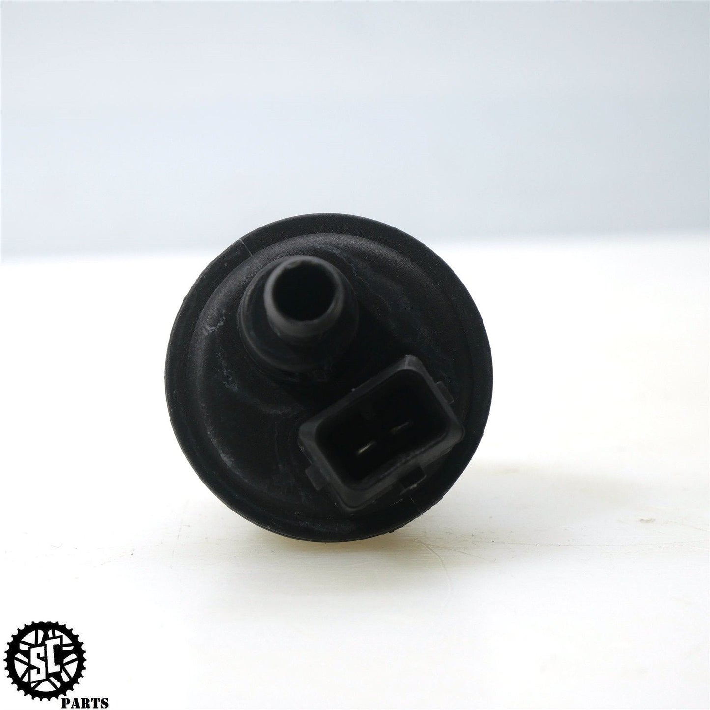 2015 TRIUMPH STREET TRIPLE 675 AIR PURGE VALVE T22